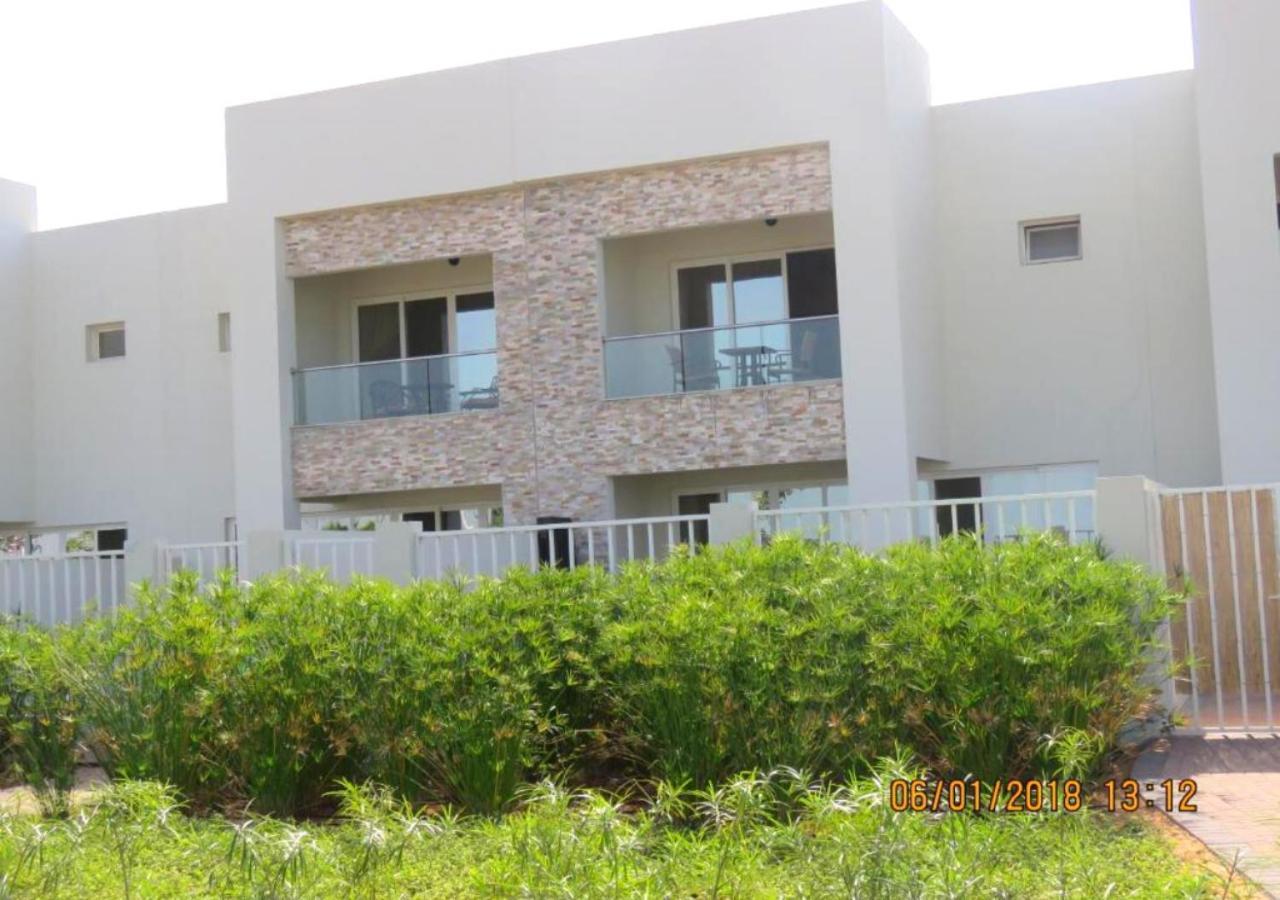 Holiday Home 3 Bedroom Seaview Рас-ель-Хайма Екстер'єр фото